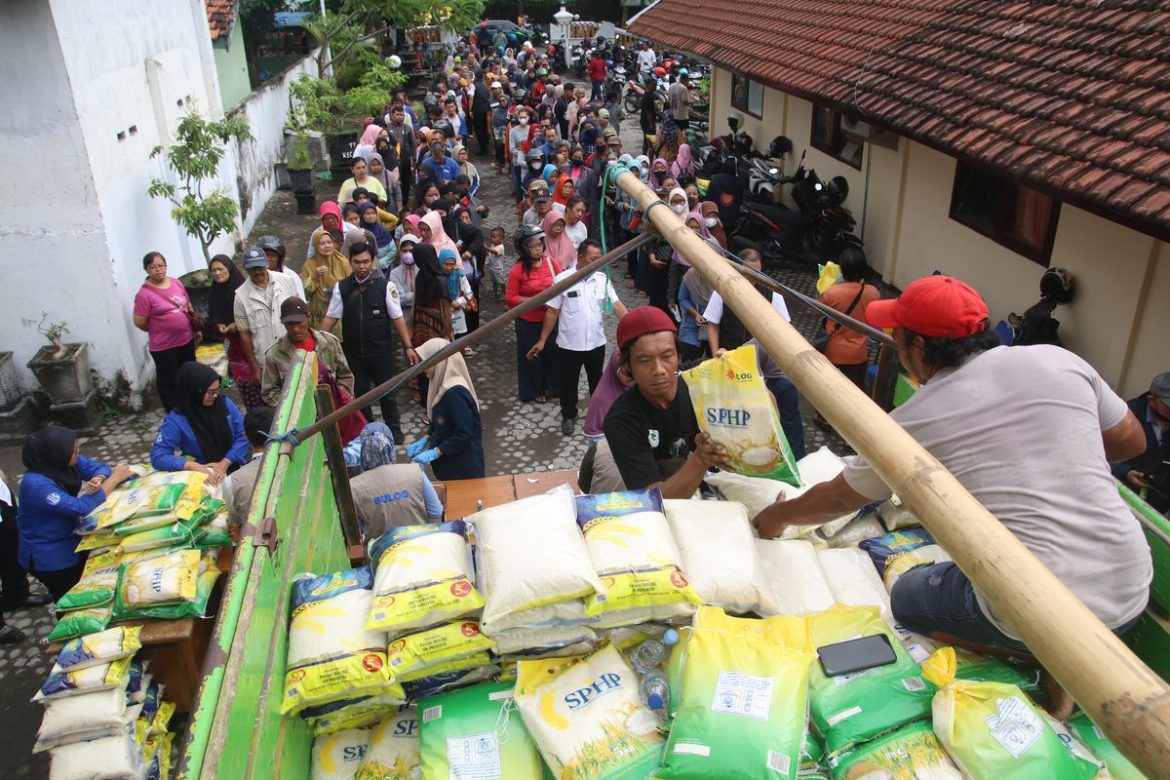 Pemerintah Gelar Operasi Pasar untuk Kendalikan Harga Pangan Menjelang Ramadhan